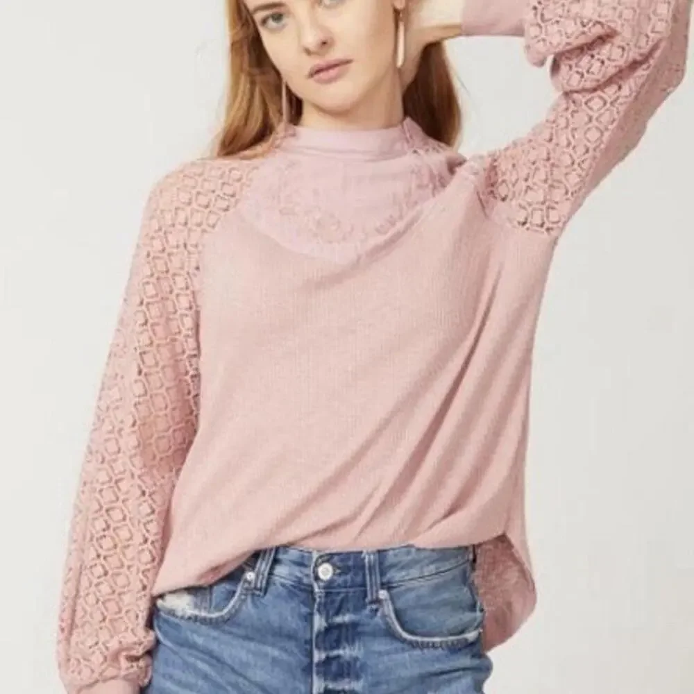 Free People pink long sleeve top with lace sleeves